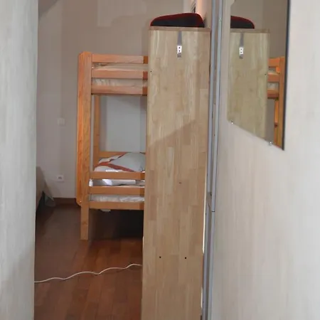 La Maison D'hoursentut 2* 캄팡