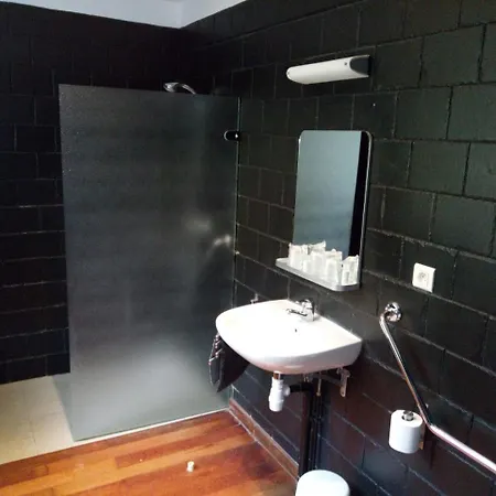 La Maison D'hoursentut 캄팡