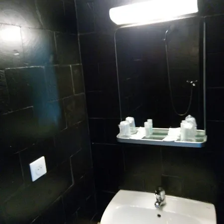 호텔 La Maison D'hoursentut 2*