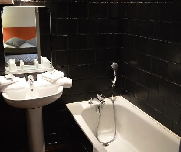 La Maison D'hoursentut Campan